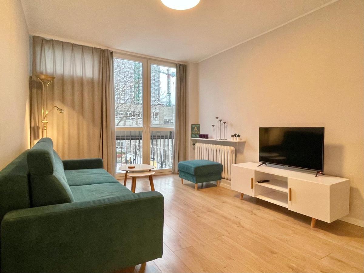 Apartament Przy Atrium, Stacja Metra Rondo Onz Varşova Dış mekan fotoğraf